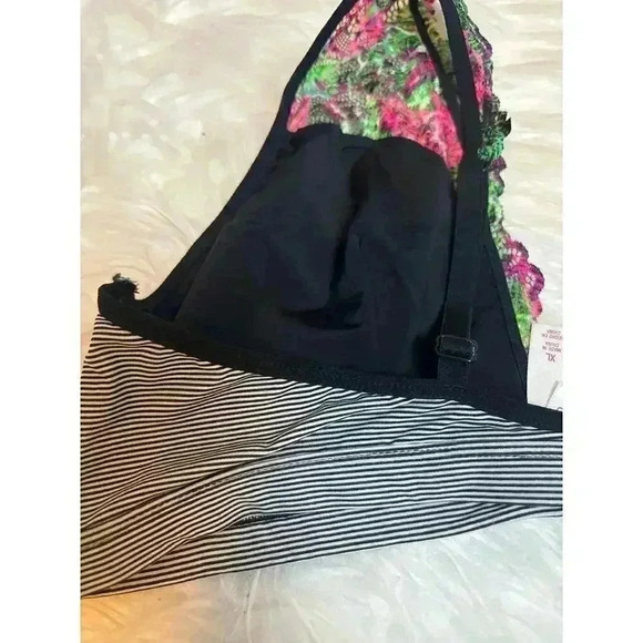 Xhilaration Target Tropical Floral Striped Bralette Size XL - Picture 4 of 7
